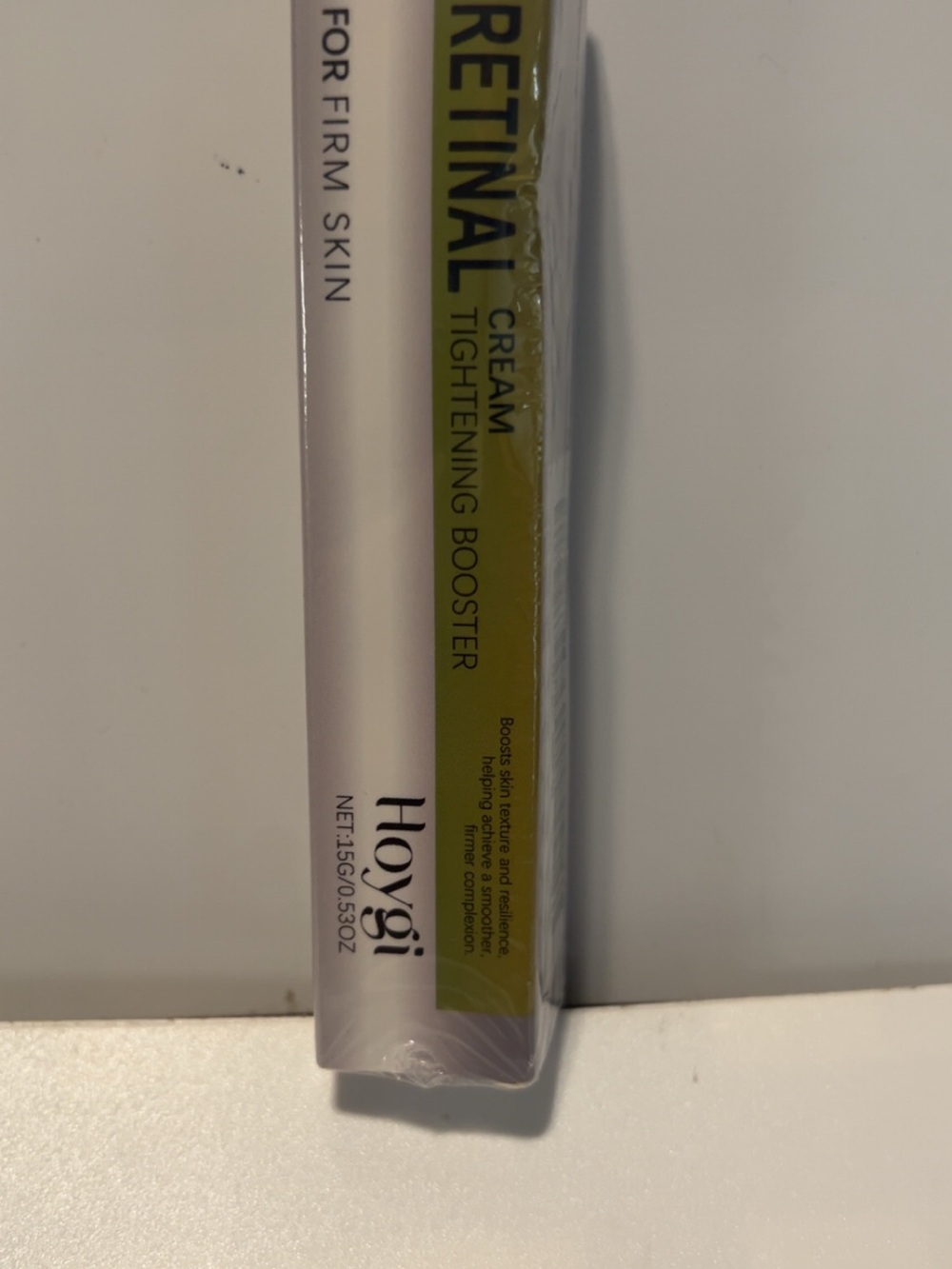 Hoyqi Retinal Cream Tightening Booster - Green & White Packaging